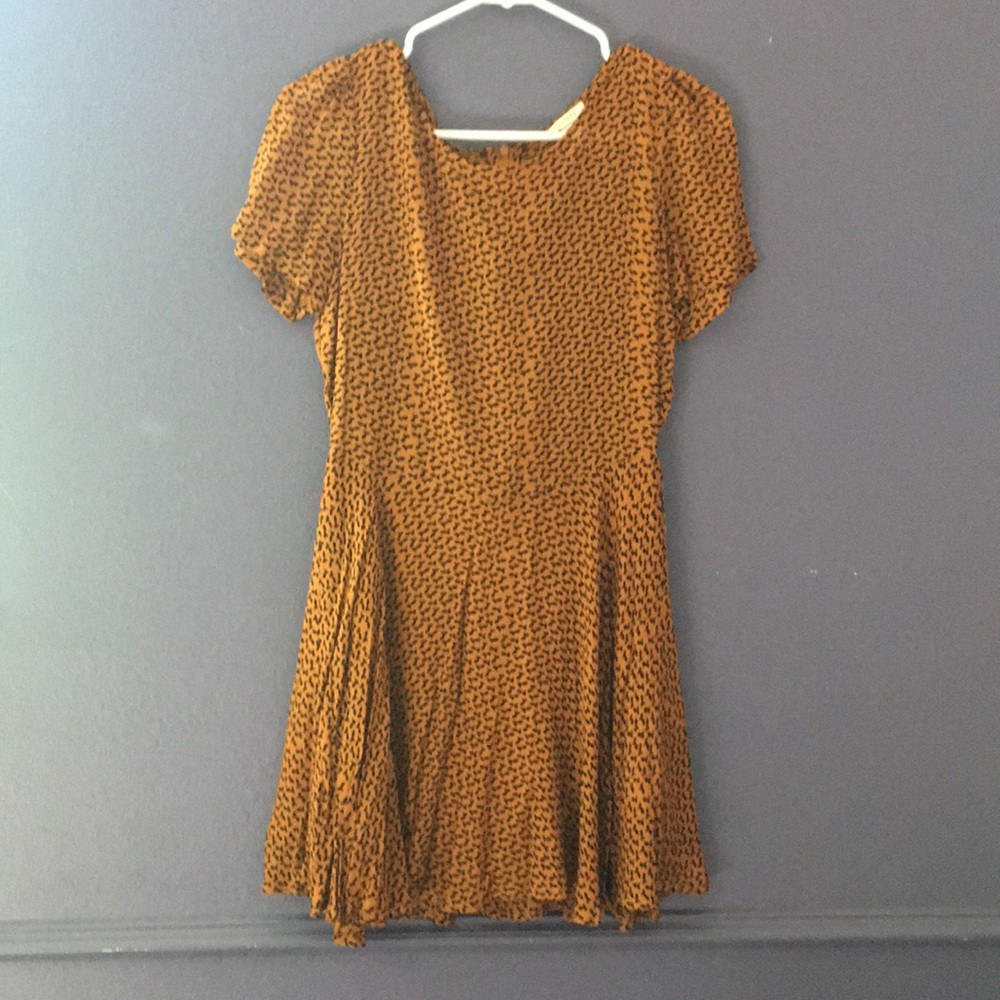 Dark yellow dress